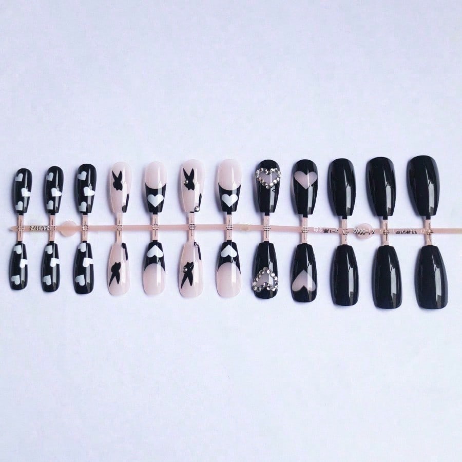 Black White Heart Press On Nai - Nail Art Gothic review and price